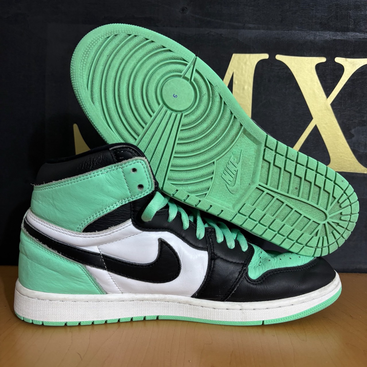 Air Jordan 1 Retro High OG · Foto 2