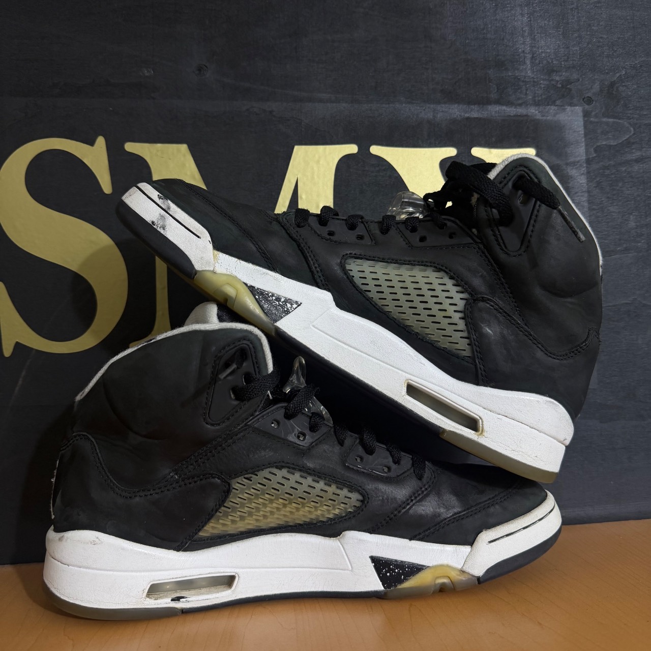 Air Jordan 5 Retro Black Metallic · Foto 3