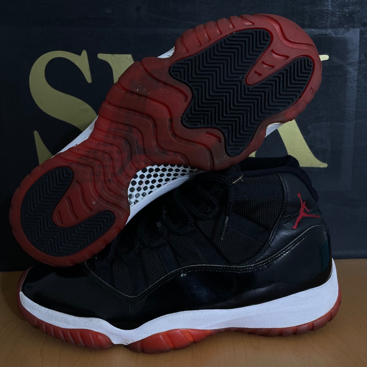 Air Jordan 11 Retro 'Bred' · Foto 2