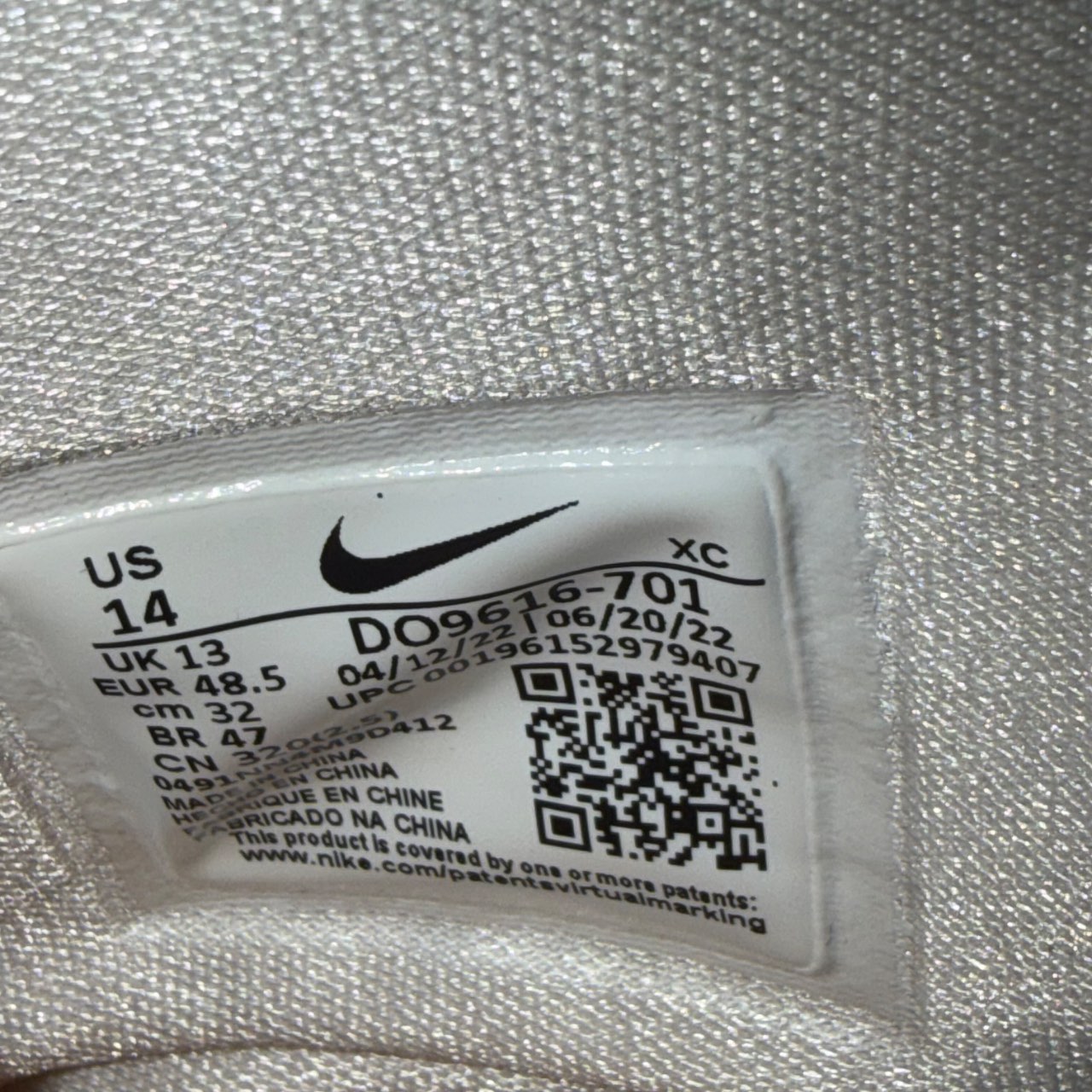 Nike Kyrie Infinity 'University Gold and White' · Foto 5