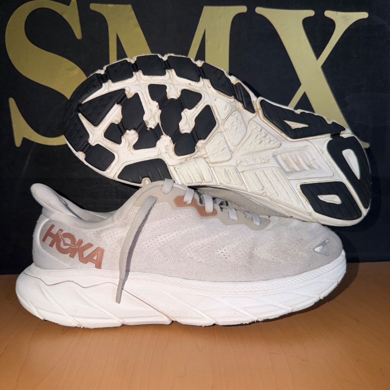 Hoka One One Arahi 6 · Foto 2